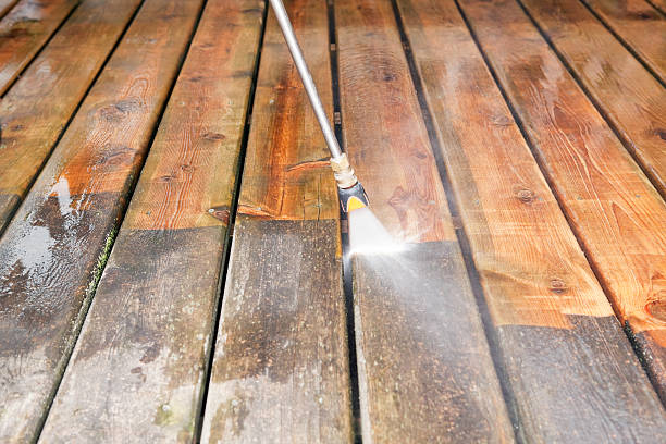 Best Roof Power Washing Services  in Yukon, OK